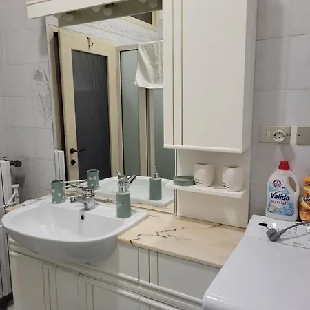 Vicolo Fiorito Apartment *